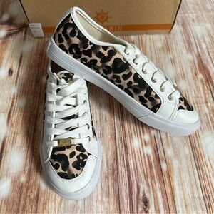 Amazon Global Win Leopard Animal Print Fashion Canvas Sneakers